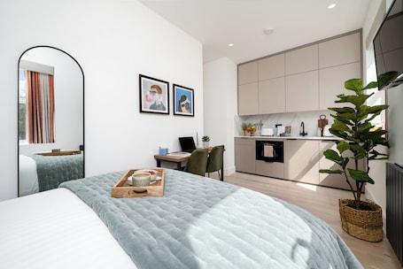 Classic Studio. Your Apartment - Camden