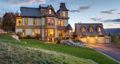 Victorian Under the Gondola: 1 Bedroom Apartment