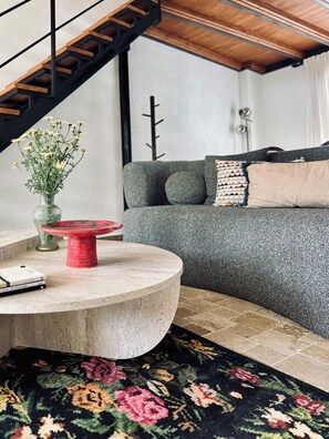 Superior Suite, City View | Living area - 6 oda alacati (Cesme)