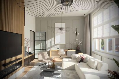 Exclusive family home with stunning rooftop terrace near beach, harbour and city