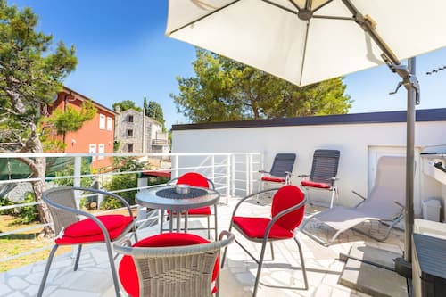 Villa | Outdoor dining