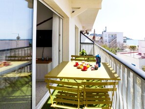 Apartment | Balcony - Apartment in Roses With Stunning Sea Views (Roses)