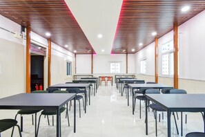 House | Meeting facility