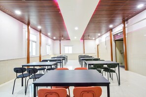 House | Meeting facility