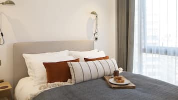 3 soveværelser, skrivebord, strygejern/strygebræt, weekendseng