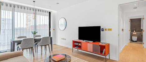 Televisor i oficines