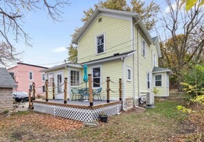 Exterior - The Marblehead Inn - Beacons (Lakeside Marblehead)