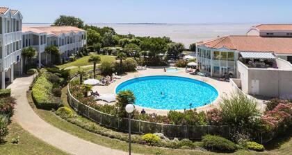 Studio Cabin 2/3 People