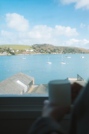 4 bedrooms, iron/ironing board, free WiFi - The Old Fishermans Townhouse (Falmouth)