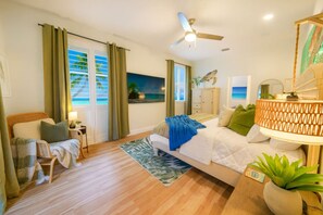 5 bedrooms, desk, iron/ironing board, travel crib