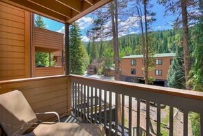 Property grounds - Fantastic 1 Bedroom Escape with Mountain Luxury (Keystone)