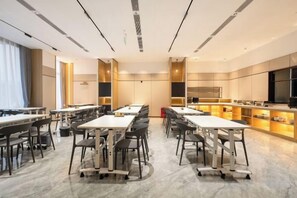 Unclassified image, 4 of 24, button - Beijingjinhuajiacheng Hotel (Beijing)