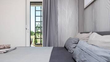 House | 2 bedrooms, iron/ironing board