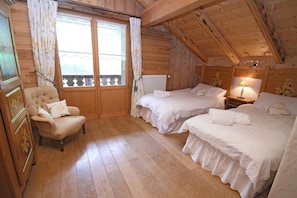 6 chambres, fer et planche Ă repasser, Wi-Fi, draps fournis