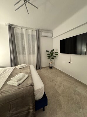 2 bedrooms - Athenian Stay 605 Apartment (Athens)