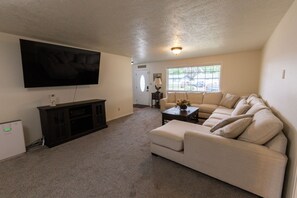 Smart TV, chimenea