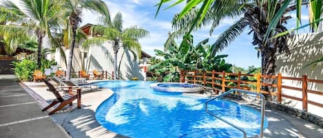 Piscina all'aperto