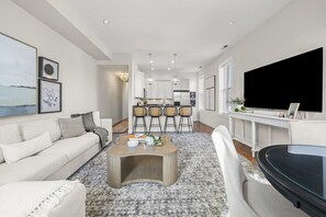 Smart-TV og stereoanlegg