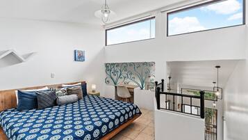 Loft, Balcony | 2 bedrooms, free WiFi