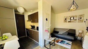Interior - Beautiful studio near the city center (La Rochelle)