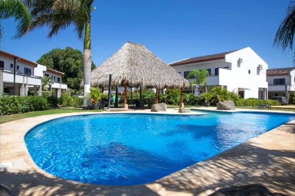 Outdoor pool - Fabulous 2-Story Condo with Big Pool - Short Drive to Beaches (Tamarindo)