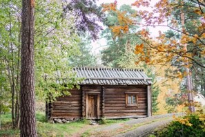 Exterior - Modern Boho Charm in Kallio - Walk to City Center (Helsinki)