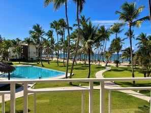 Terrace/patio -  Playa Palmera Beach Front Apartments (Punta Cana)
