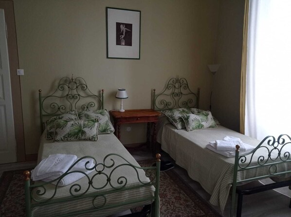 Comfort Twin Room, Garden View