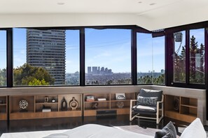 Deluxe House, City View | City view