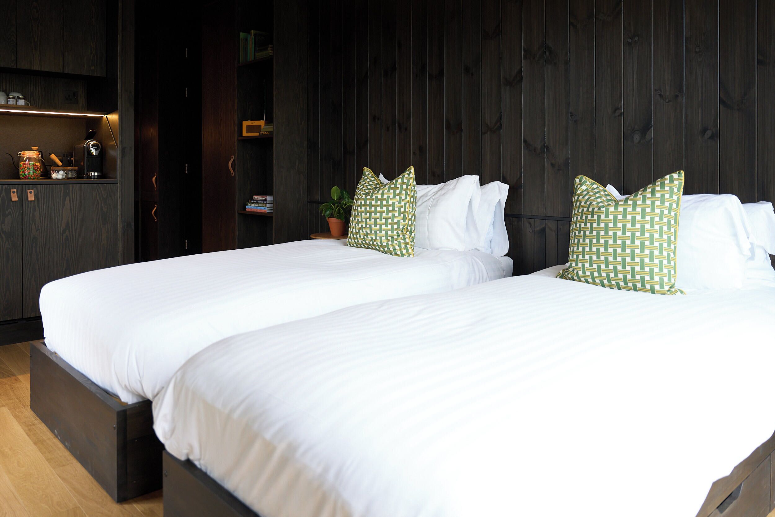 Tomannsrom | Safe på rommet, strykejern/-brett og wi-fi (inkludert)