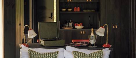 In-room safe, iron/ironing board, free WiFi