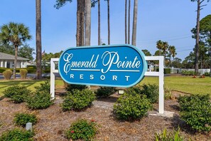 Exterior - The Love Shack (Panama City Beach)