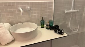 Hair dryer, towels - CariSan1 - 6 min to beach, modern, bright (Valencia)