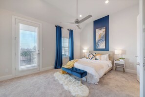 3 bedrooms, desk, iron/ironing board, free WiFi