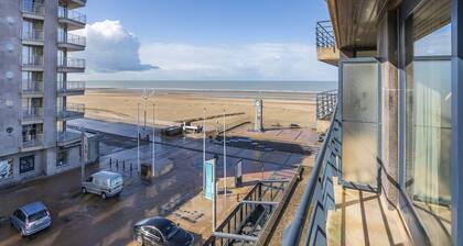 Luxurious Flat in Koksijde With sea View