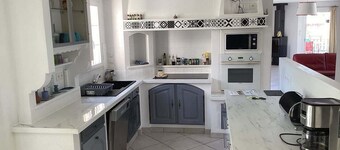 Beautiful family villa with heated indoor pool