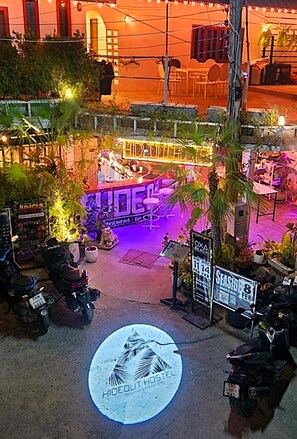 Mặt tiền nơi lưu trú