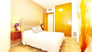 Unclassified image, 3 of 31, button - Apartment in Roses Near La Perola Beach (Roses)
