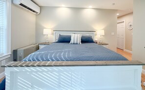 4 Schlafzimmer, Schreibtisch, Bügeleisen/Bügelbrett, kostenloses WLAN