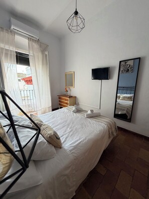 2 bedrooms, iron/ironing board, free WiFi, bed sheets - The Rincón del Tuno in the historic center of Carmona (Carmona)
