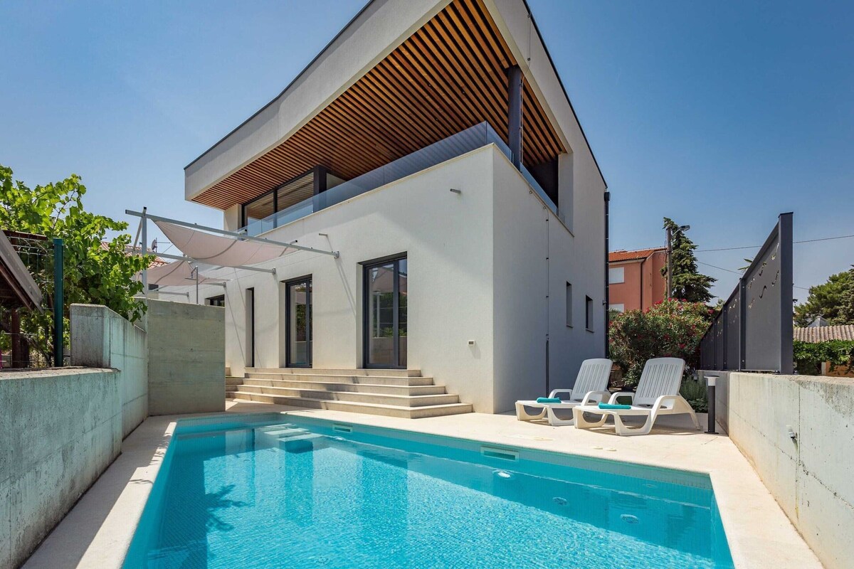 Villa | Pool