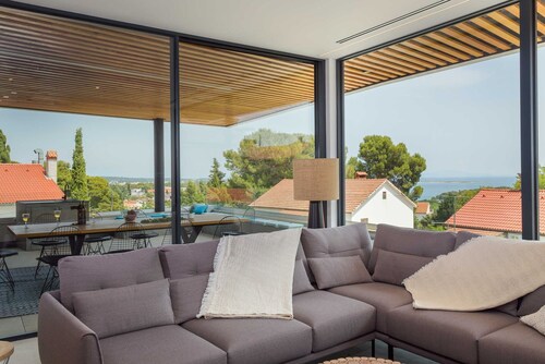 Gorgeous sea View Villa in Premantura
