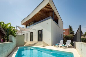 Villa | Garden - Gorgeous sea View Villa in Premantura (Pula)