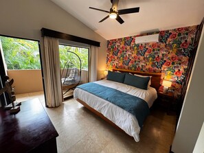 2 bedrooms, in-room safe, WiFi, bed sheets