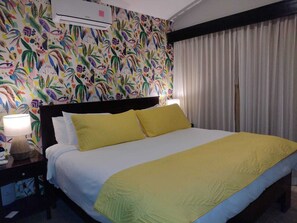 2 chambres, coffres-forts dans les chambres, Wi-Fi, draps fournis