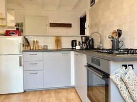 Casa | Cozinha privada | Cadeirão de bebê