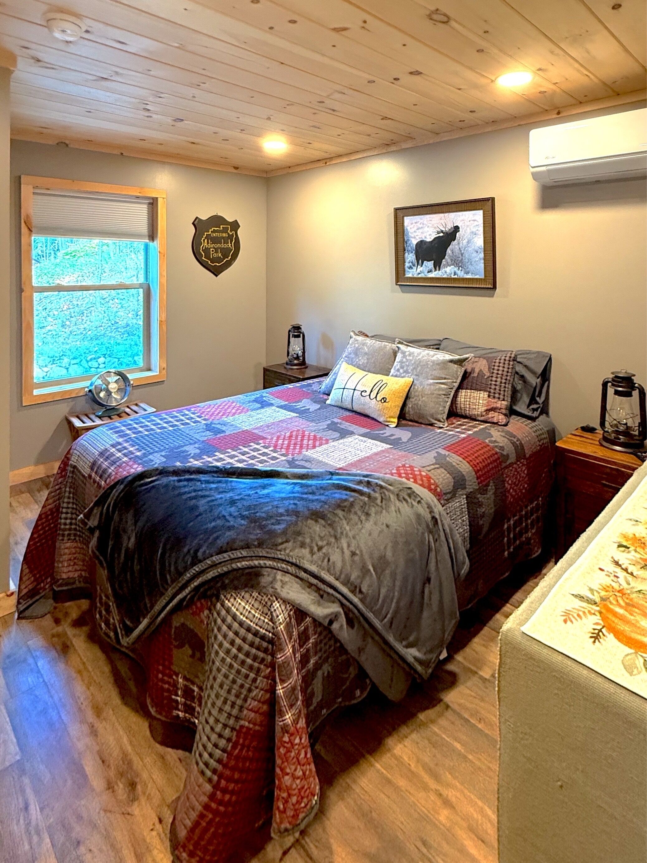 2 slaapkamers, een strijkplank/strijkijzer, gratis wifi, beddengoed