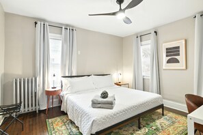 7 bedrooms, iron/ironing board, WiFi, bed sheets