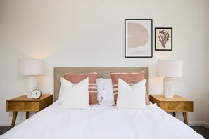 Maison (5 Bedrooms) | 5 chambres, espace de travail pour ordinateurs portables