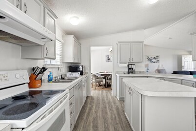 Hackberry Paradise: Fishing Oasis